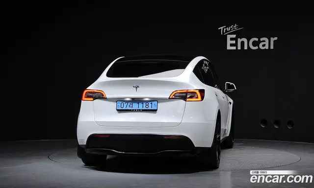Tesla Model Y 2024 0.2 автомат (гидро), миниатюра 4 Tesla Model Y 2024 0.2 автомат (гидро), миниатюра 4