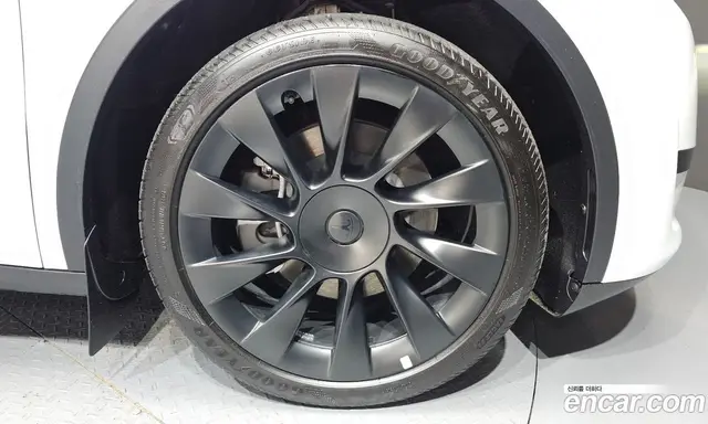 Tesla Model Y 2024 0.2 автомат (гидро), миниатюра 7 Tesla Model Y 2024 0.2 автомат (гидро), миниатюра 7