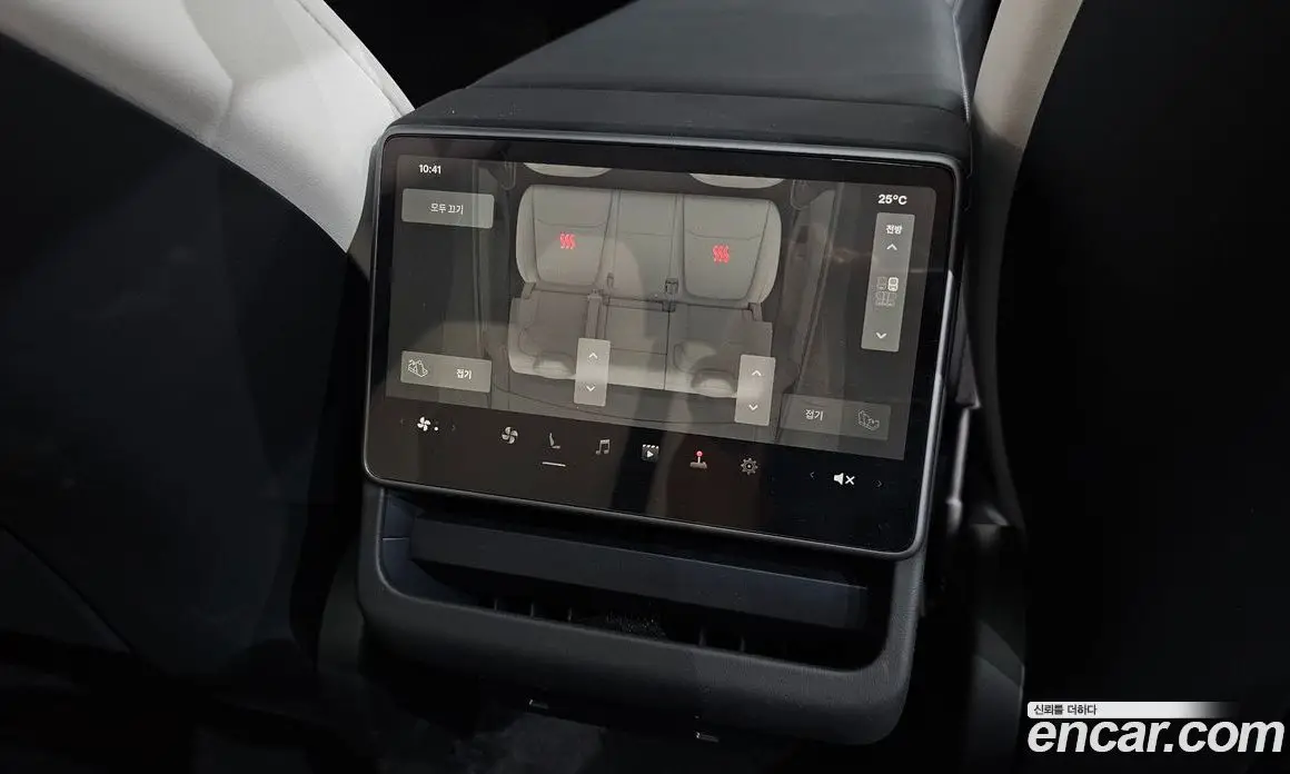 Tesla Model Y 2025 0.2 автомат (гидро), фото 30 Tesla Model Y 2025 0.2 автомат (гидро), фото 30