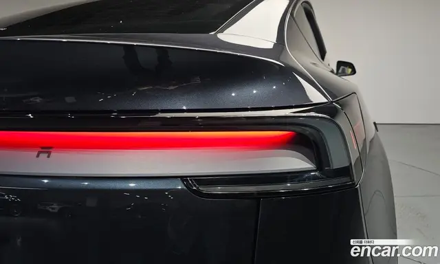 Tesla Model Y 2025 0.2 автомат (гидро), миниатюра 8 Tesla Model Y 2025 0.2 автомат (гидро), миниатюра 8