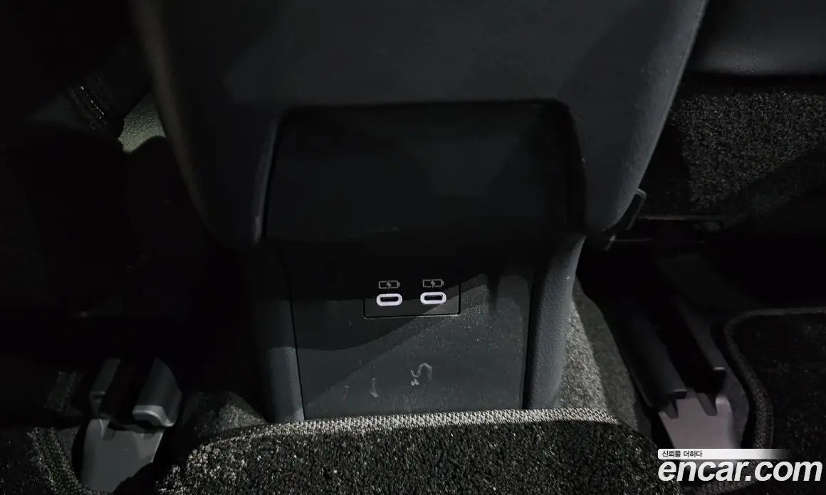 Toyota Prius 2025 2.0 автомат (гидро), фото 31 Toyota Prius 2025 2.0 автомат (гидро), фото 31