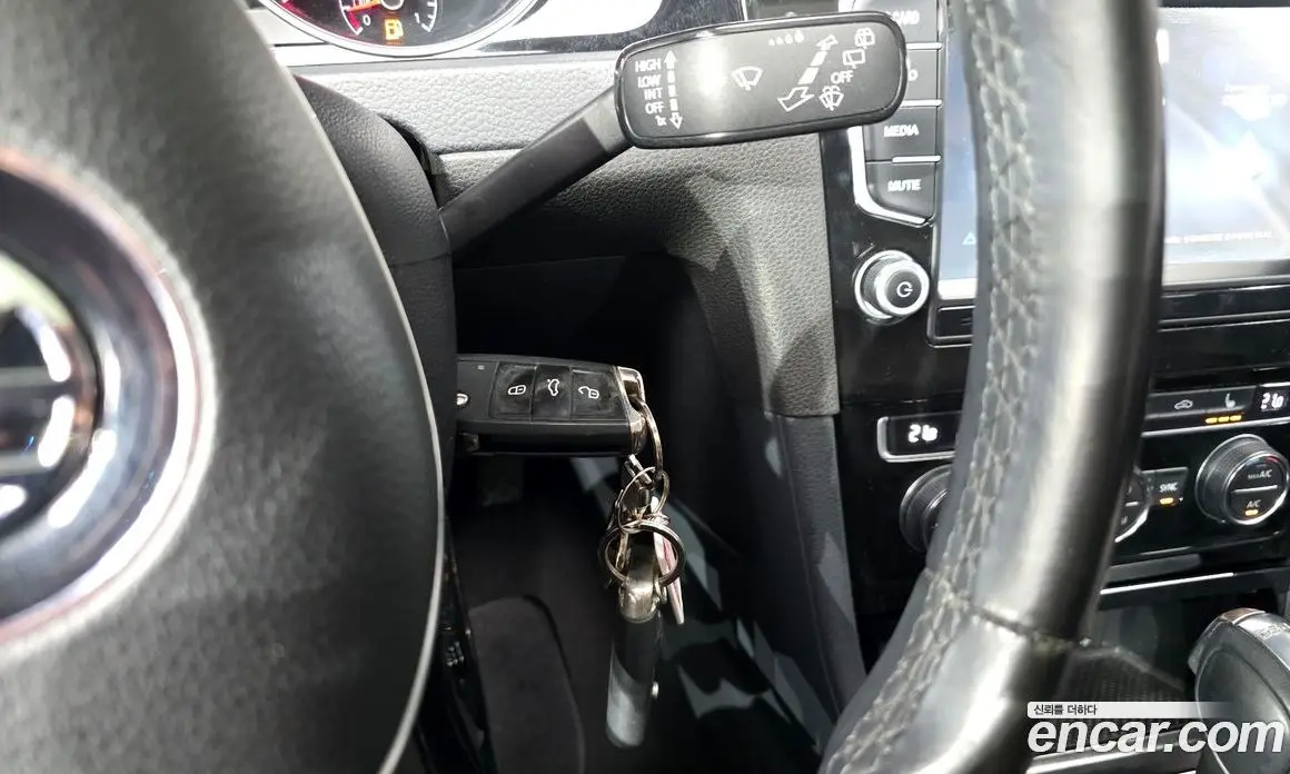 Volkswagen Golf 2015 2.0 автомат (гидро), фото 23