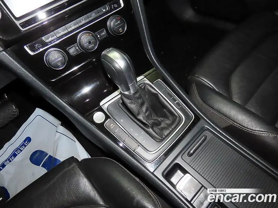 Volkswagen Golf 2015 2.0 автомат (гидро), фото 12