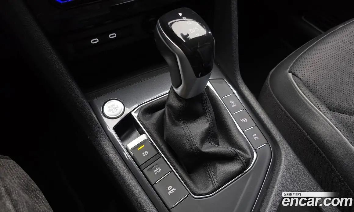 Volkswagen Tiguan 2023 2.0 автомат (гидро), фото 12