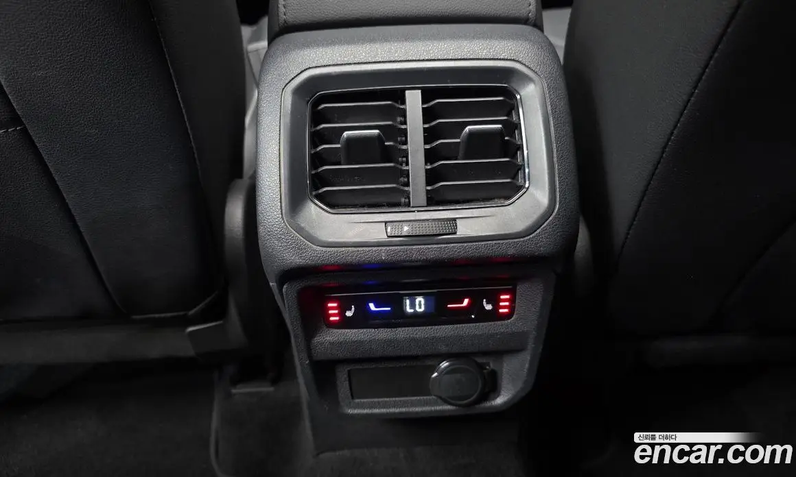Volkswagen Tiguan 2023 2.0 автомат (гидро), фото 26