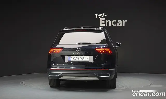 Volkswagen Tiguan 2023 2.0 автомат (гидро), миниатюра 4