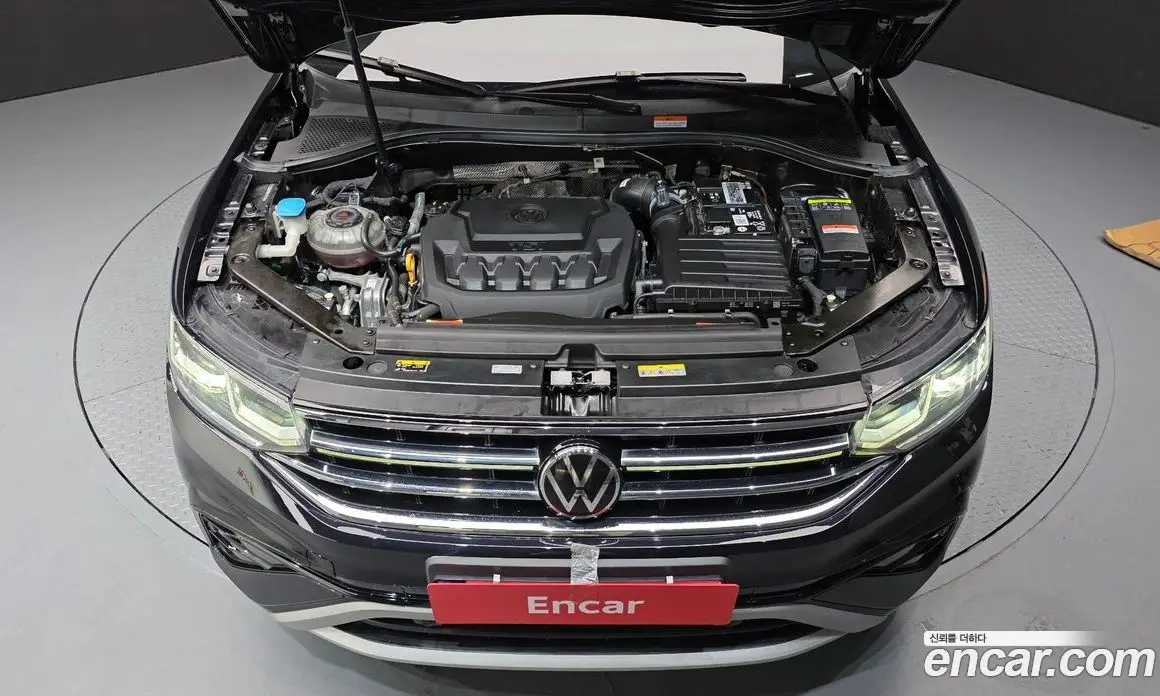 Volkswagen Tiguan 2023 2.0 автомат (гидро), фото 6