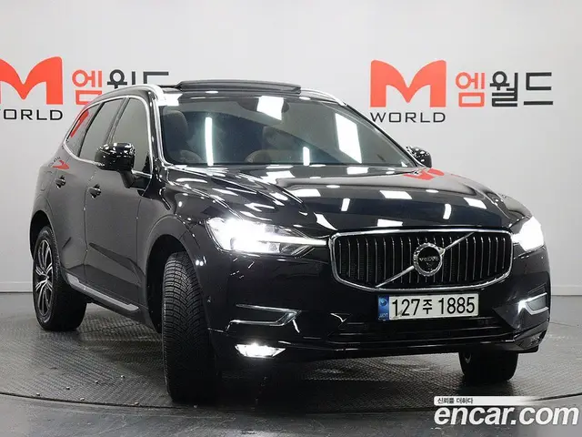 Volvo XC60 2021 2.0 автомат (гидро), миниатюра 2