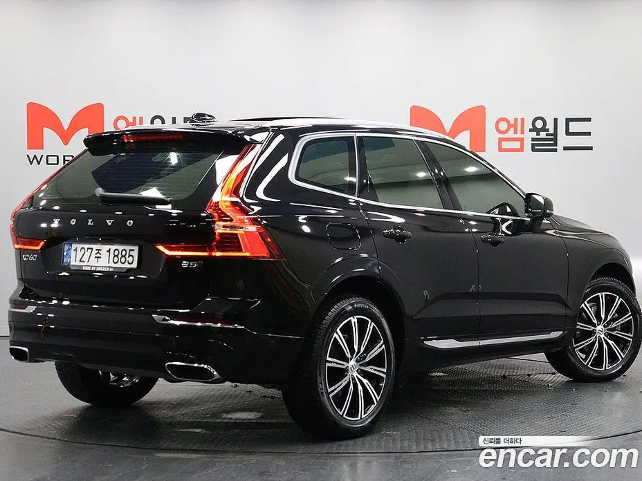Volvo XC60 2021 2.0 автомат (гидро), фото 3