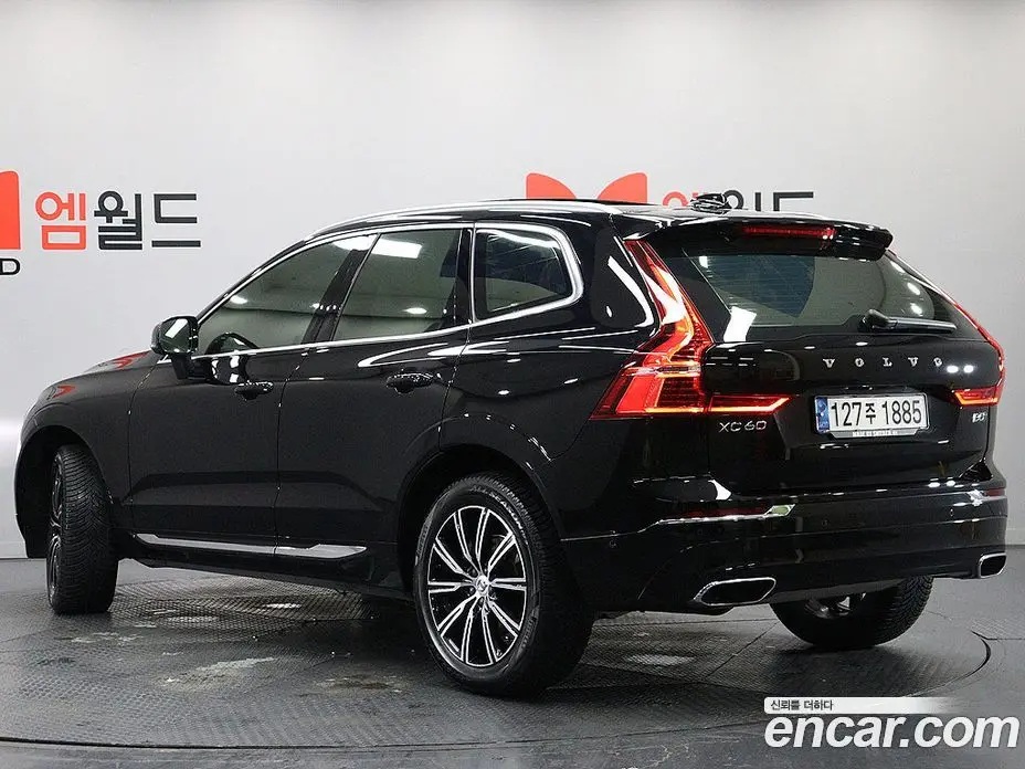 Volvo XC60 2021 2.0 автомат (гидро), фото 4