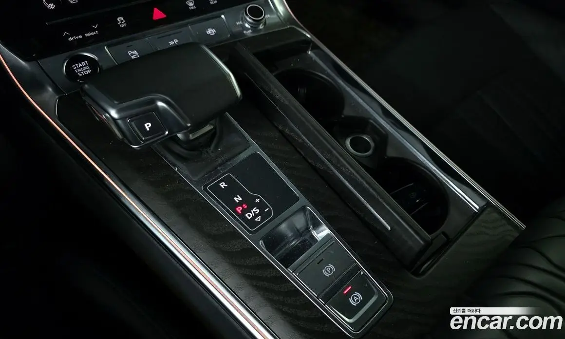 Audi A6 2021 2.0 автомат (гидро), фото 9