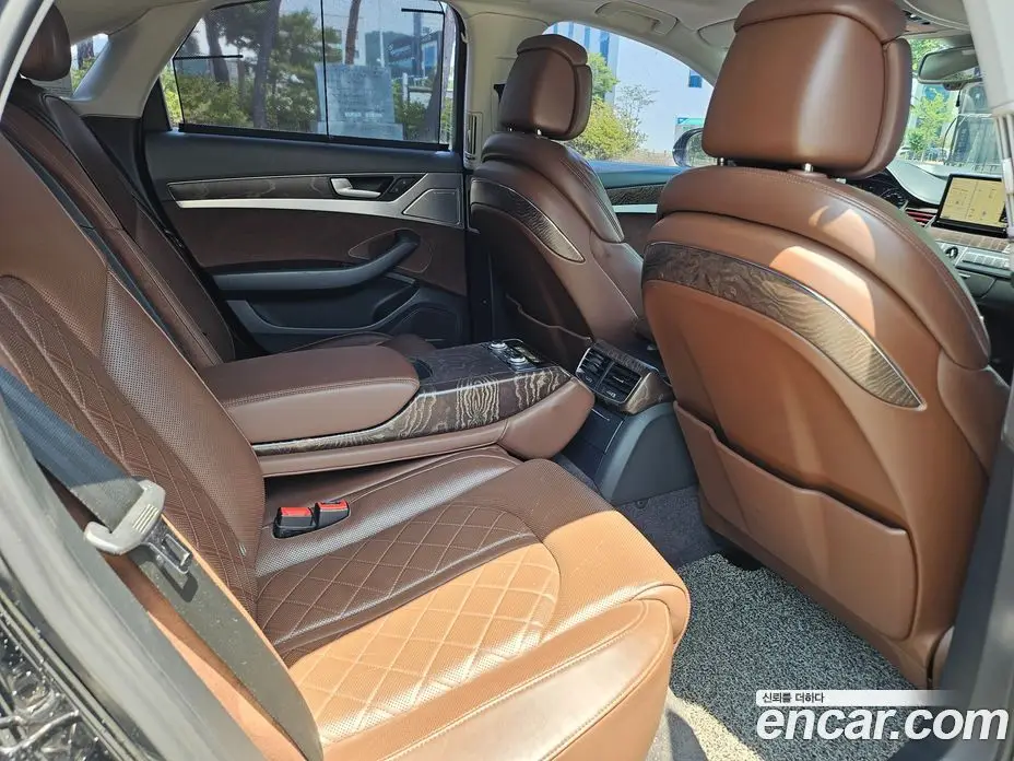 Audi A8 2016 4.0 автомат (гидро), фото 14