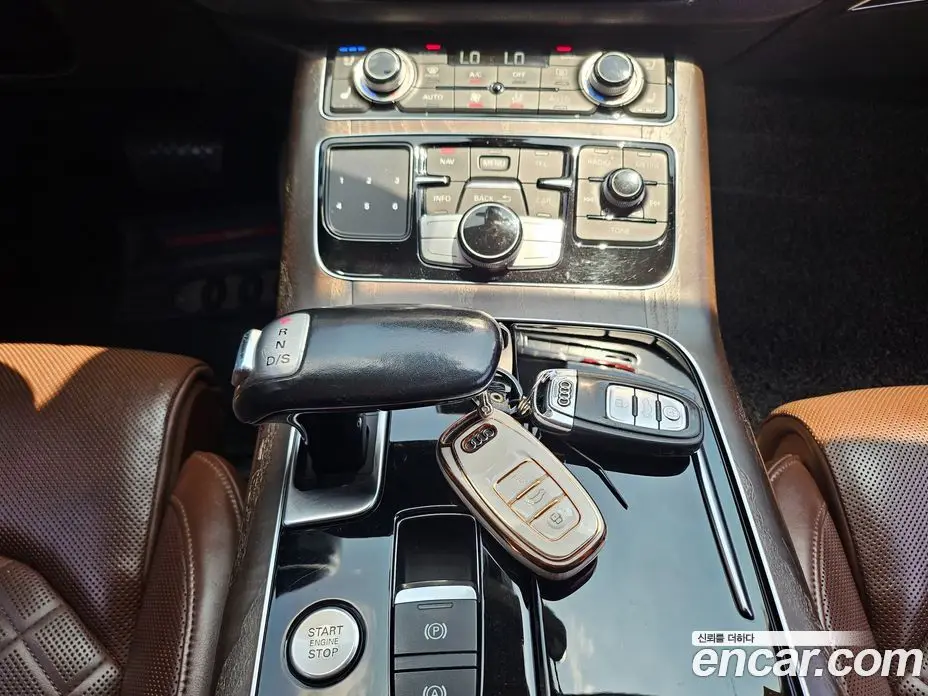 Audi A8 2016 4.0 автомат (гидро), фото 17