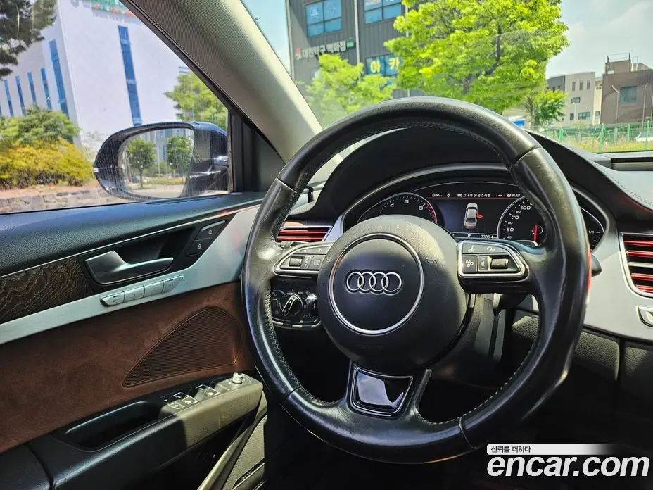 Audi A8 2016 4.0 автомат (гидро), фото 19
