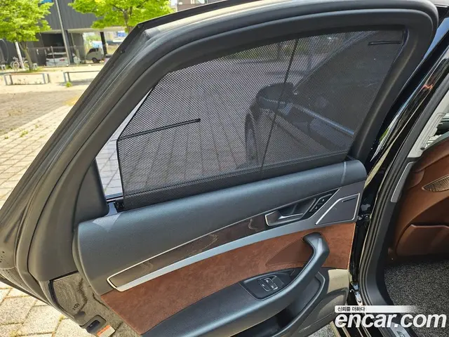 Audi A8 2016 4.0 автомат (гидро), миниатюра 9