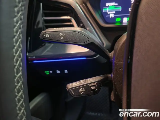 Audi Q4 e-tron 2023 0.2 автомат (гидро), миниатюра 12