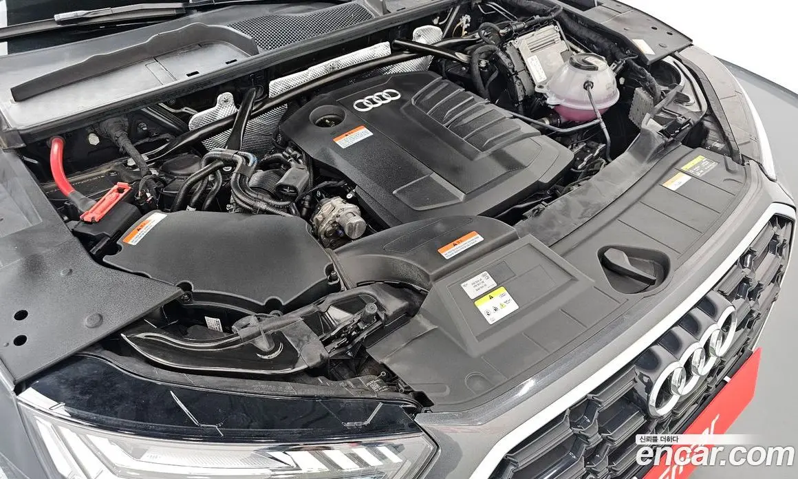 Audi Q5 2023 2.0 автомат (гидро), фото 6