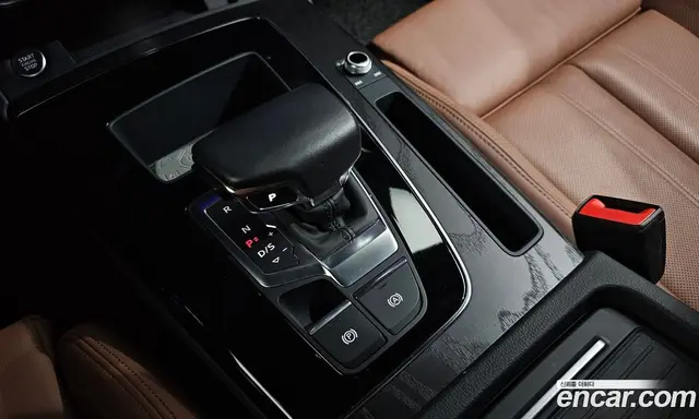 Audi Q5 2023 2.0 автомат (гидро), миниатюра 9