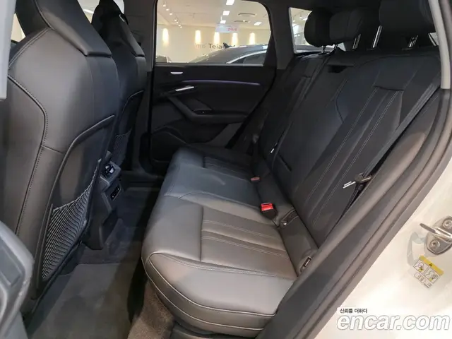 Audi Q6 e-tron 2025 автомат (гидро), миниатюра 11