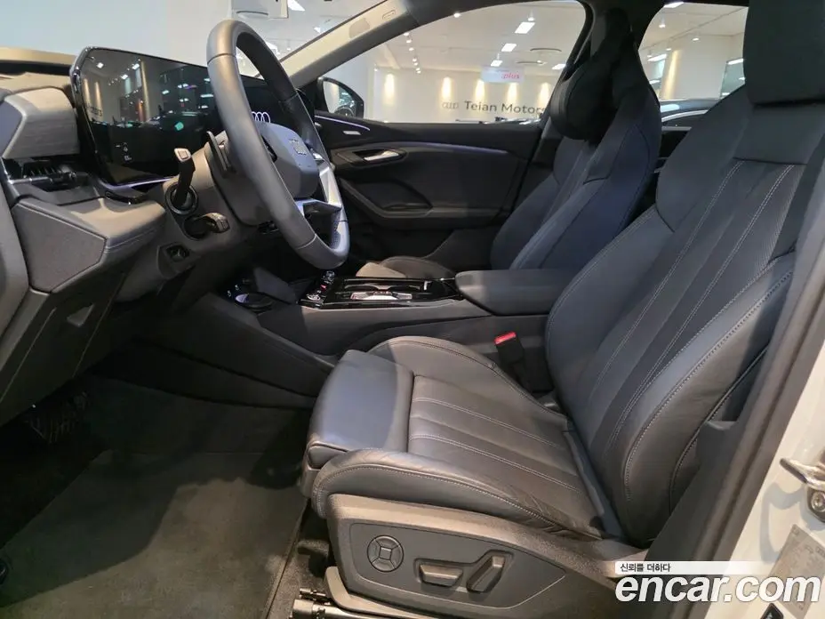 Audi Q6 e-tron 2025 автомат (гидро), фото 10