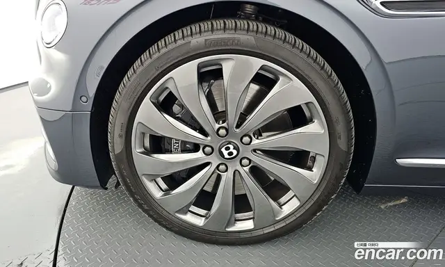 Bentley Flying Spur 2021 4.0 автомат (гидро), миниатюра 5 Bentley Flying Spur 2021 4.0 автомат (гидро), миниатюра 5