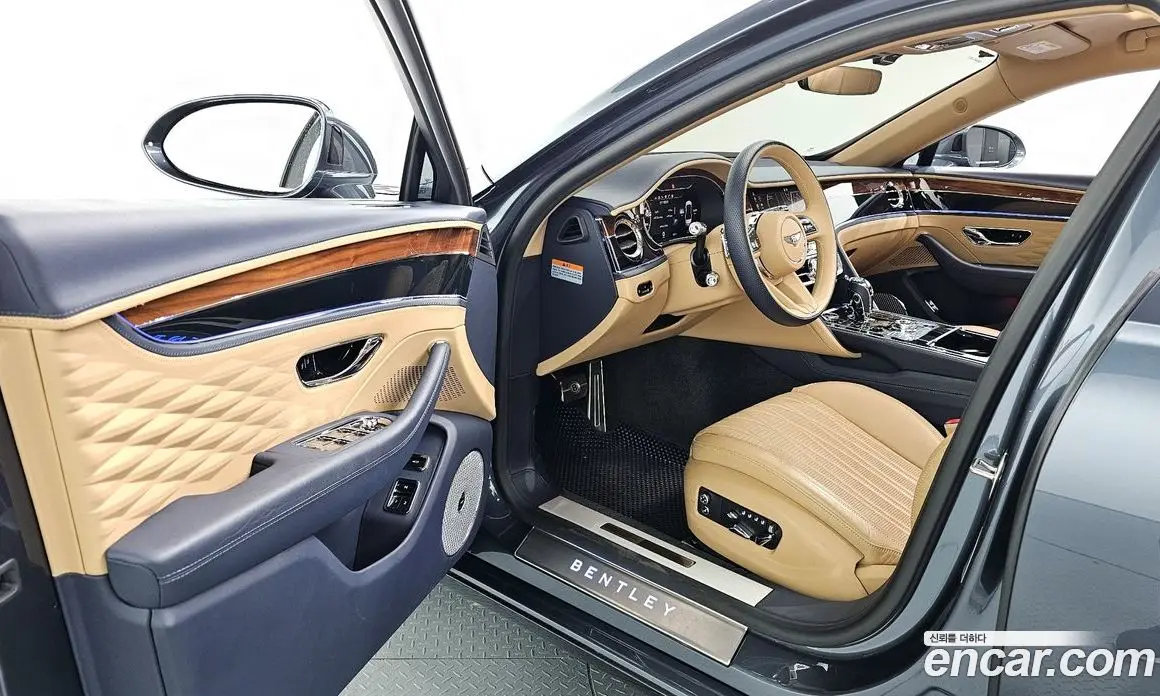 Bentley Flying Spur 2021 4.0 автомат (гидро), фото 10 Bentley Flying Spur 2021 4.0 автомат (гидро), фото 10