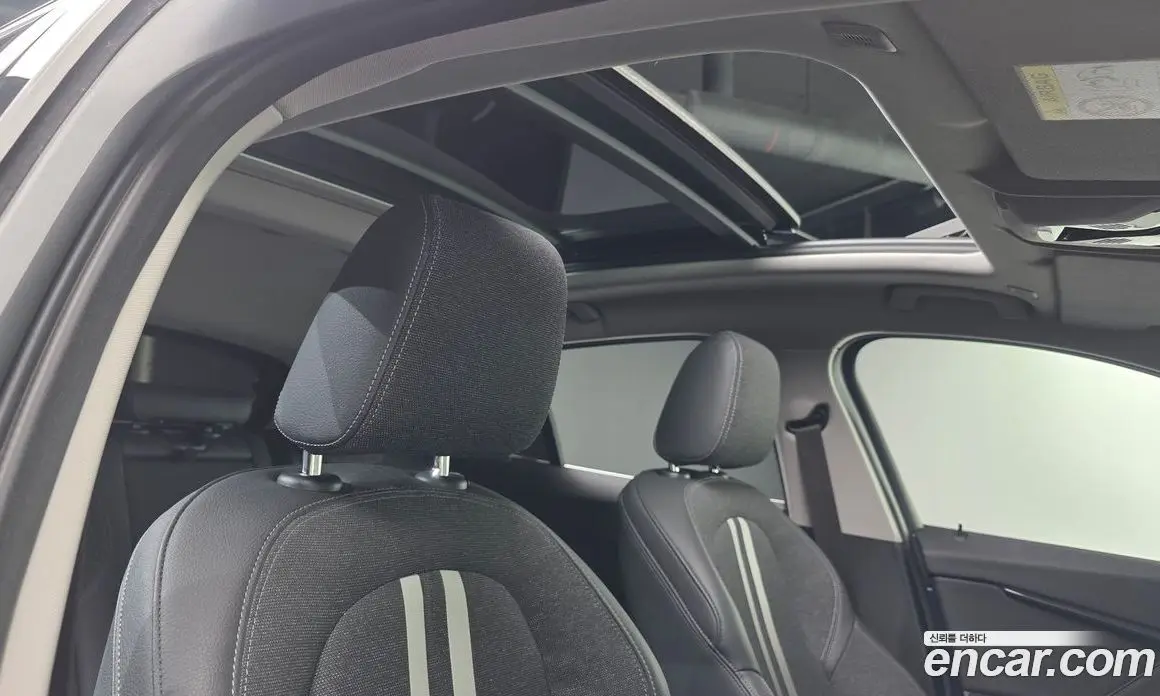 BMW 1 серия 2023 2.0 автомат (гидро), фото 23