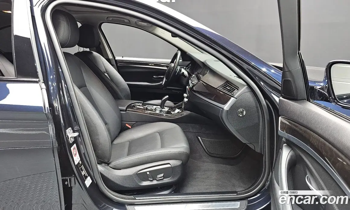 BMW 5 серия 2016 2.0 автомат (гидро), фото 11