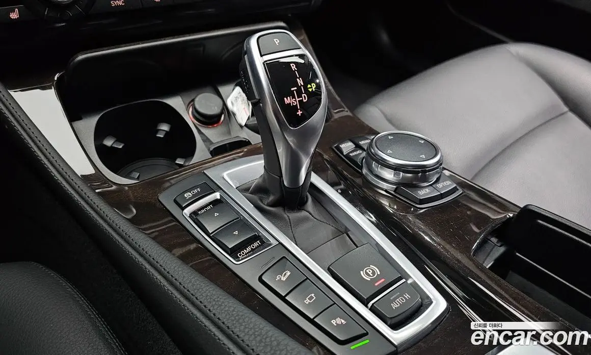 BMW 5 серия 2016 2.0 автомат (гидро), фото 9