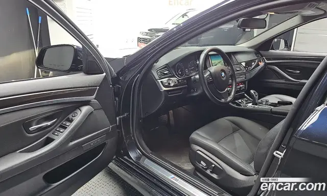 BMW 5 серия 2016 2.0 автомат (гидро), миниатюра 10
