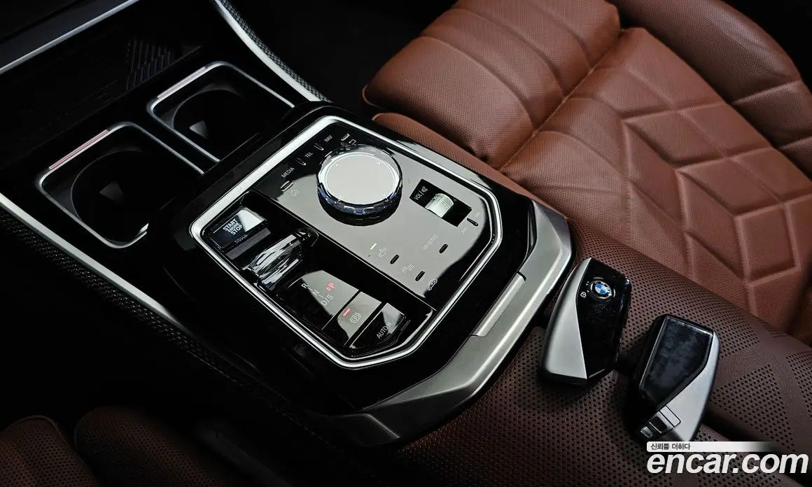 BMW 7 серия 2024 3.0 автомат (гидро), фото 11