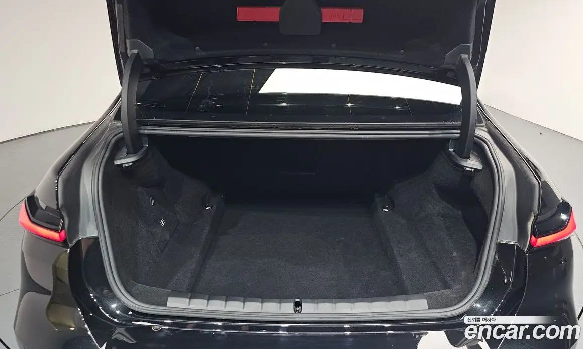 BMW 7 серия 2024 3.0 автомат (гидро), фото 25