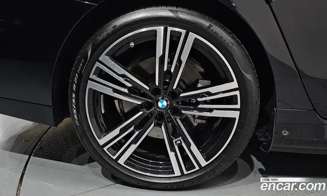 BMW 7 серия 2024 3.0 автомат (гидро), миниатюра 6