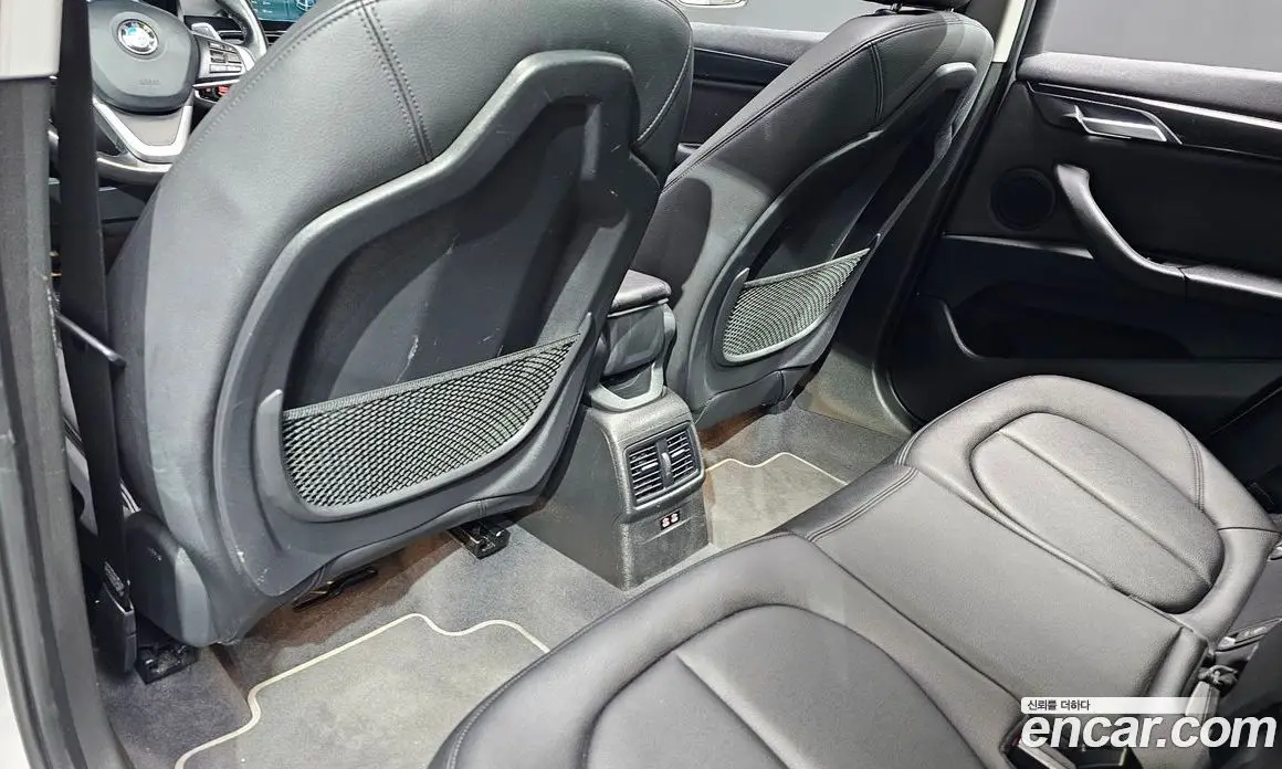 BMW X1 2022 2.0 автомат (гидро), фото 29