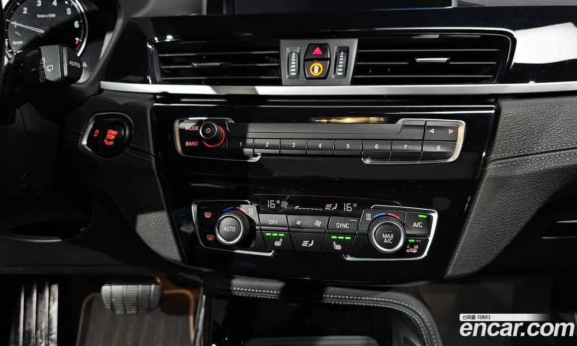BMW X1 2022 2.0 автомат (гидро), фото 33