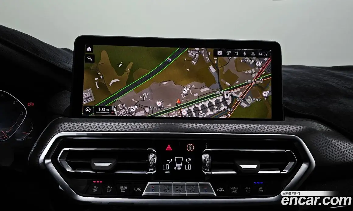 BMW X4 2024 2.0 автомат (гидро), фото 19