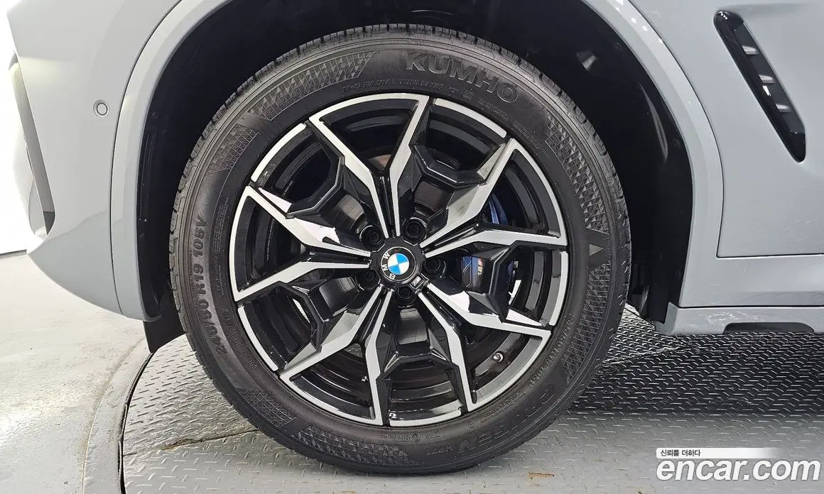 BMW X4 2024 2.0 автомат (гидро), фото 5