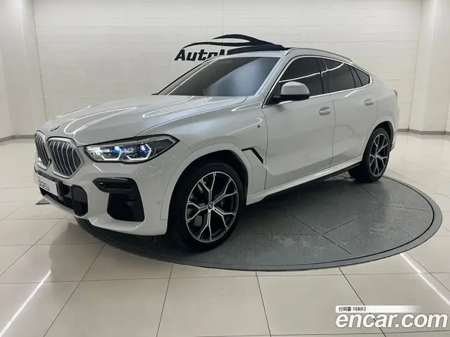 BMW X6 2022 3.0 автомат (гидро), миниатюра 2