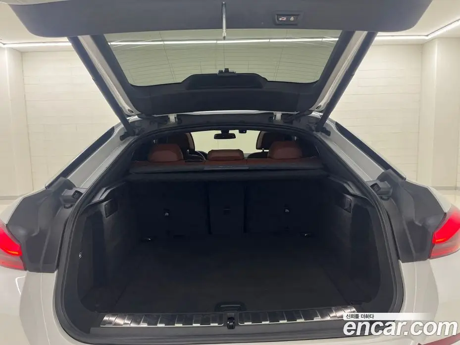 BMW X6 2022 3.0 автомат (гидро), фото 20