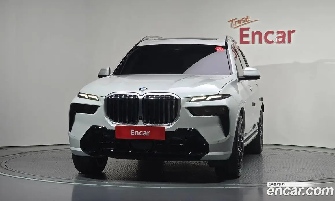 BMW X7 2023 3.0 автомат (гидро), фото 3