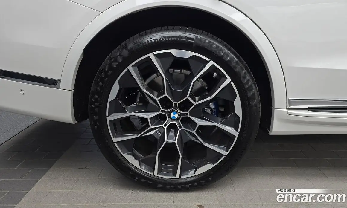 BMW X7 2023 3.0 автомат (гидро), фото 5