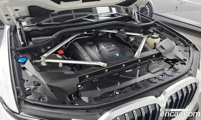 BMW X7 2023 3.0 автомат (гидро), миниатюра 6