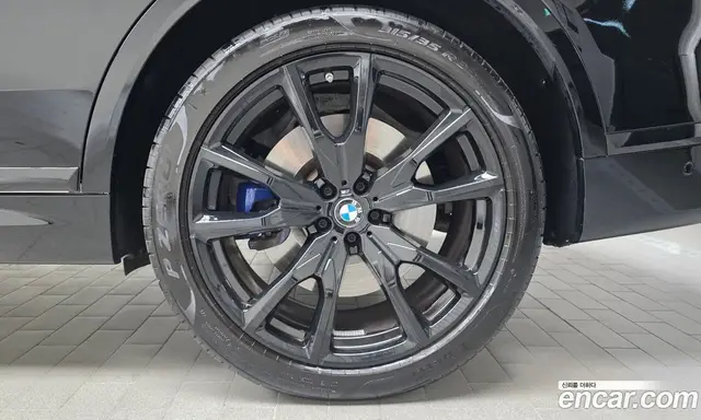 BMW X7 2025 4.4 автомат (гидро), миниатюра 7