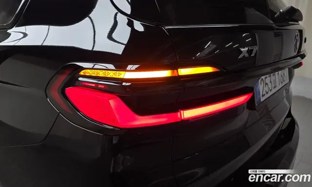 BMW X7 2025 4.4 автомат (гидро), миниатюра 9