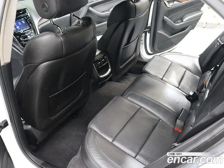 Cadillac CTS 2017 2.0 автомат (гидро), фото 15 Cadillac CTS 2017 2.0 автомат (гидро), фото 15