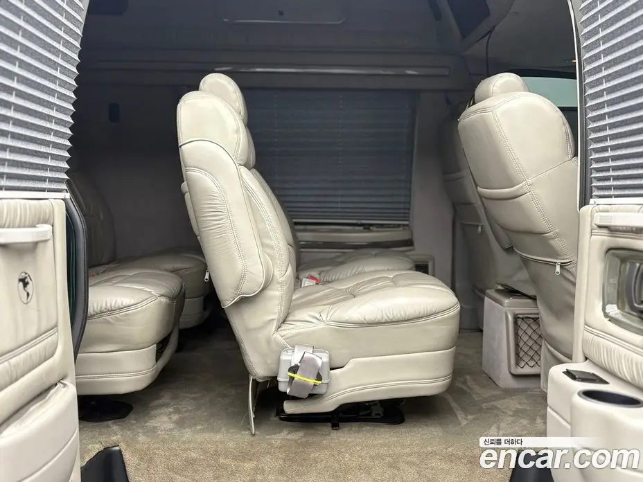 Chevrolet Express Van 2004 6.0 автомат (гидро), фото 4