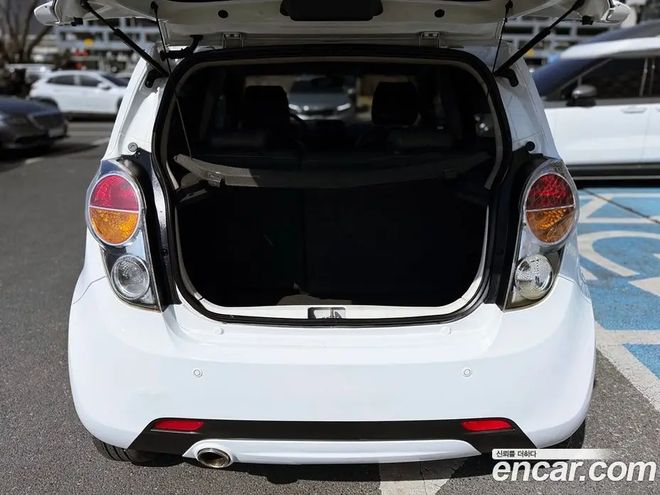 Chevrolet Spark 2012 1.0 автомат (гидро), фото 19