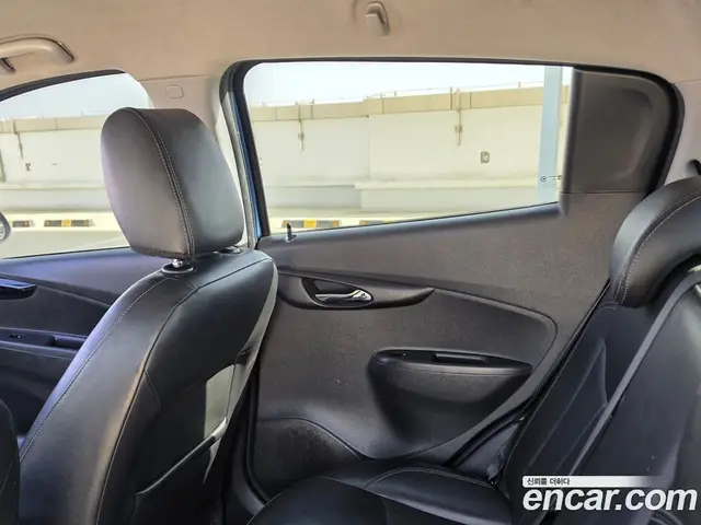 Chevrolet Spark 2015 1.0 автомат (гидро), миниатюра 9
