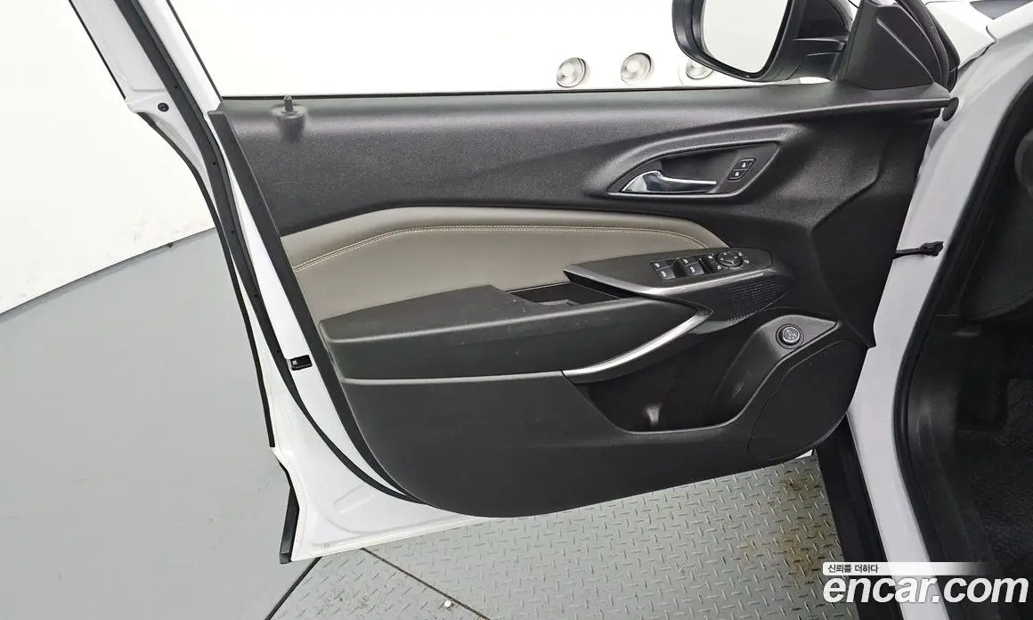 Chevrolet Trax 2024 1.2 автомат (гидро), фото 14