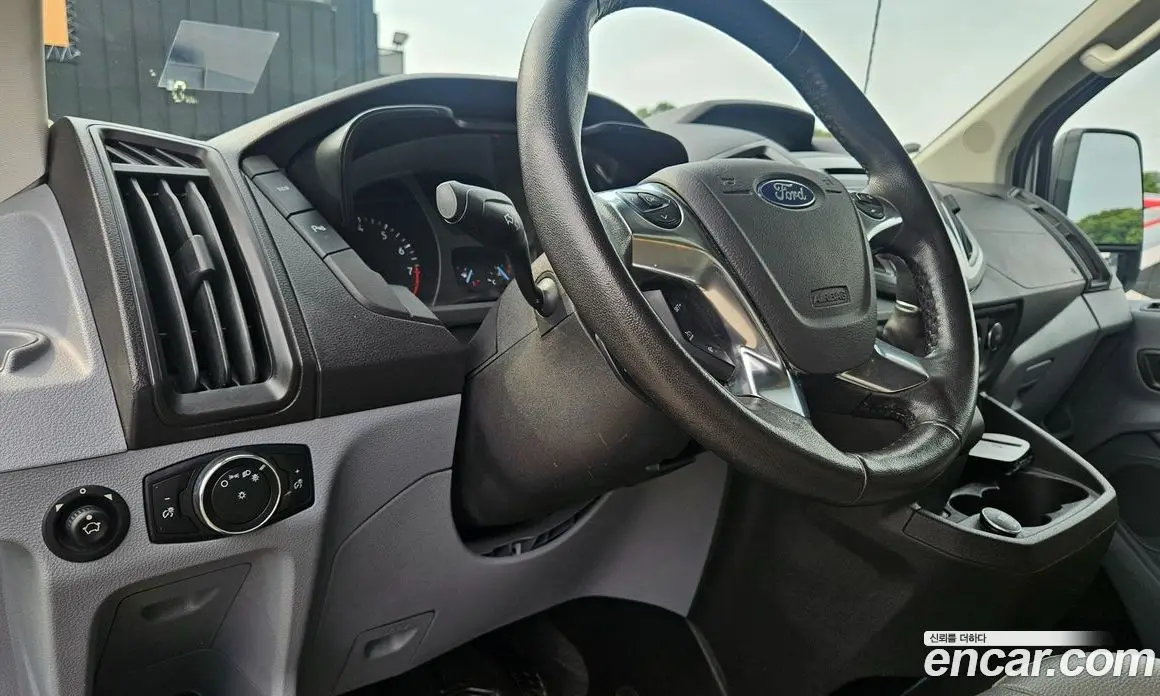 Ford Transit 2017 3.7 автомат (гидро), фото 16